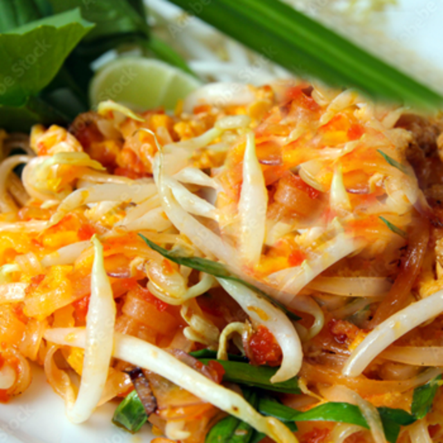 ( L ) Pad Thai