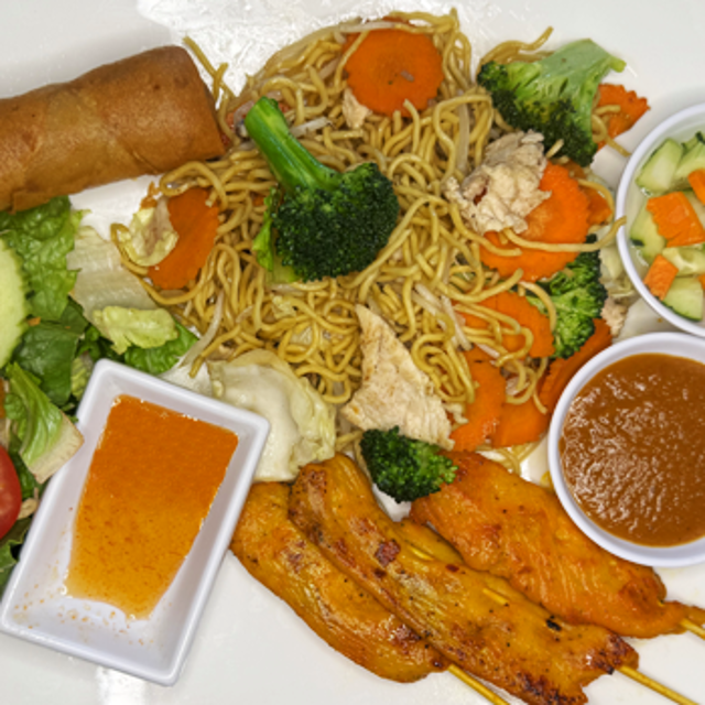 Chow Mein - Satay Chicken