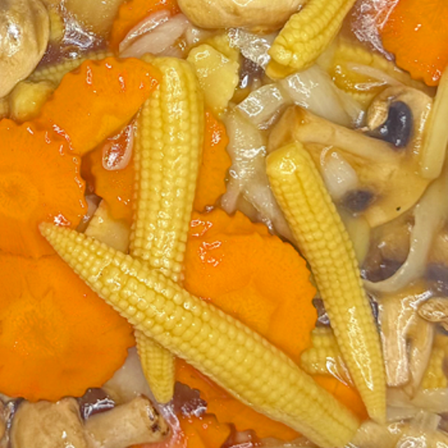 ( L )  Baby Corn.